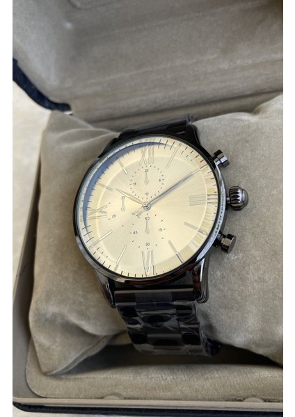 Siyah Renk Göz Kamaştıran Erkek Kol Saatleriyle Tarzınızı Tamamlayın! modelleri