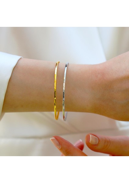 Ajda Modeli 2mm 6,2cm Gümüş Bilezik fırsatları