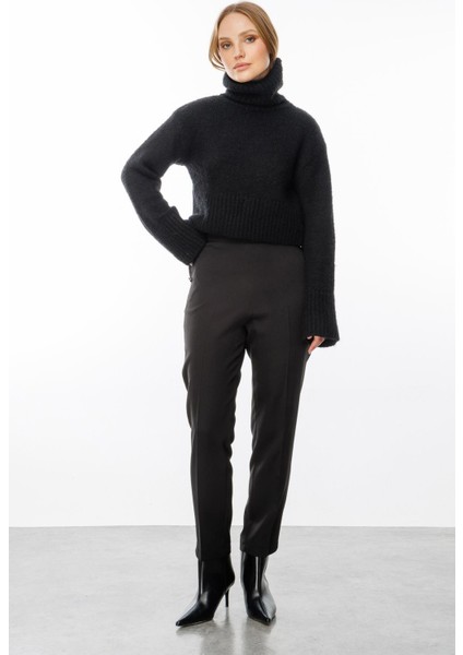 Düğme Detaylı Yüksek Bel Pantolon-Siyah fiyatları