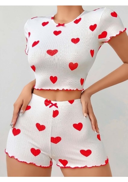 Beyaz Kalp Desenli Kısa Kollu Şortlu Crop Takım modelleri