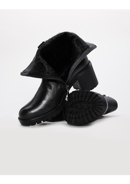 Hakiki Deri Kadın Kalın Topuklu Bot 124SZA2221