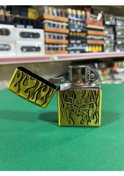 Örümcek Figürlü Benzinli Çakmak fiyatları