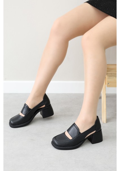 Deri Kadın Kalın Topuklu Ayakkabı 217ZA758-02