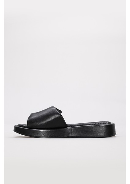 Deri Kadın Düz Terlik 710ZA247