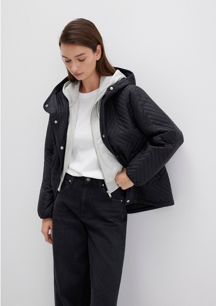 Kapüşonlu Kapitone Siyah Ceket 1110460-900