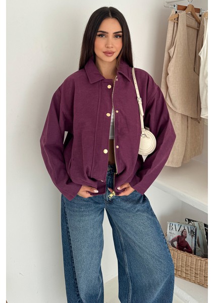 Kadın Fermuarlı Altın Düğmeli Mont– Structured Style