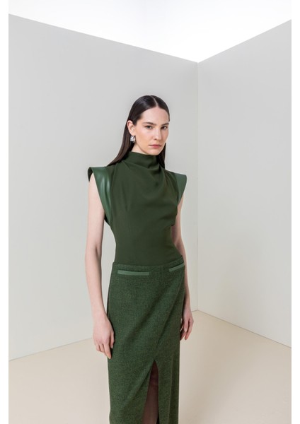 Yüksek Yaka Drapeli Elbise 26W40887