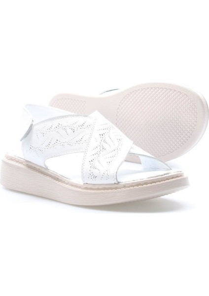 Deri Kadın Klasik Sandalet 972ZA455