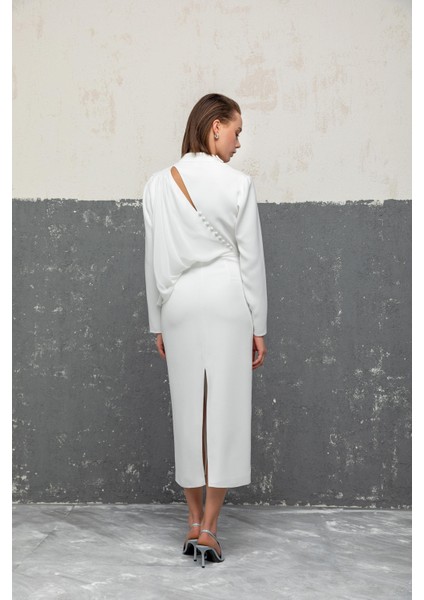 Sırt Detaylı Volanlı Elbise 26W40888 indirimleri