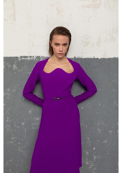 Yaka Detaylı Kemerli Elbise 26W40884 modelleri