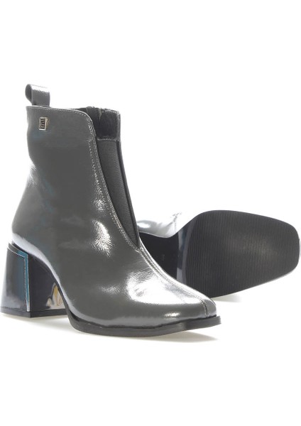 Deri Kadın Kalın Topuklu Bot 064SZA263