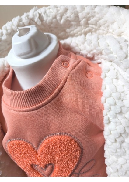 Kız Bebek Montlu Üçlü Takım (Omuzdan Çıtçıtlısweatshirt+ Polar Mont +Pantolon) fırsatları