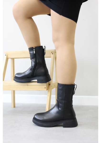 Deri Kürklü Kadın Klasik Bot 124KZA2415 indirimleri