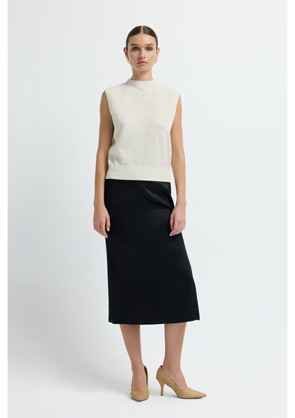 Kolsuz Desenli Triko Bluz Kemik 11545373000 modelleri