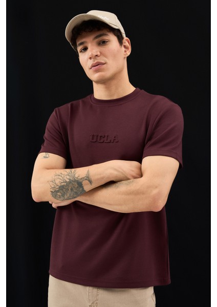 Canary Bordo Bisiklet Yaka Gofre Baskılı Modal Kumaş Standard Fit Erkek Tshirt