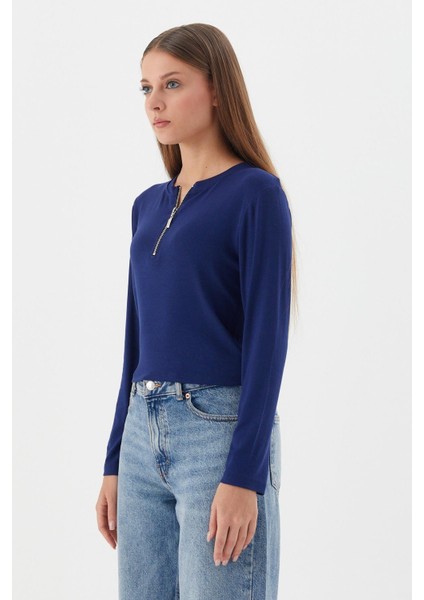 Yakası Fermuarlı Penye Body Lacı fırsatları