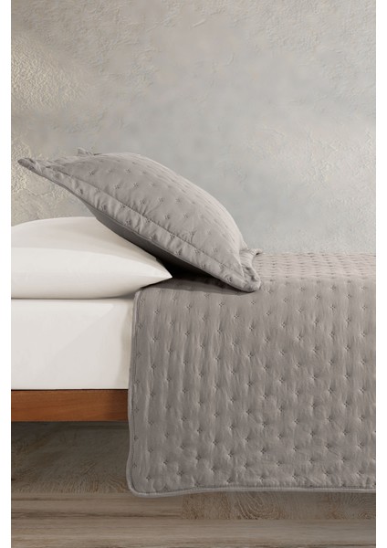 Helena Yatak Örtüsü Çift Kişilik 3 Parça (240x260 cm) Bej