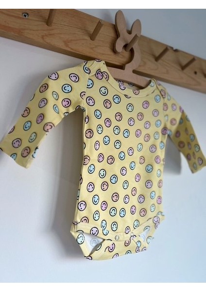 Gülen Yüz Sarı %100 Organik Pamuklu Unisex Bebek Body Zıbın modelleri
