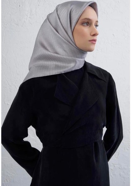 2025 Desenli Saf Ipek Twill Eşarp 9415-06