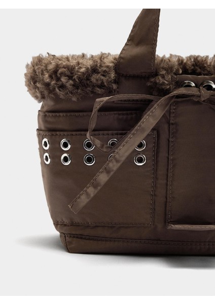 Kürk Efektli Teknik Kumaş Tote Çanta modelleri