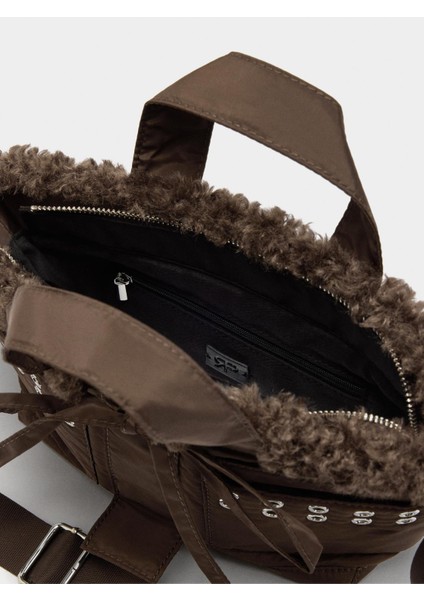 Kürk Efektli Teknik Kumaş Tote Çanta indirimleri