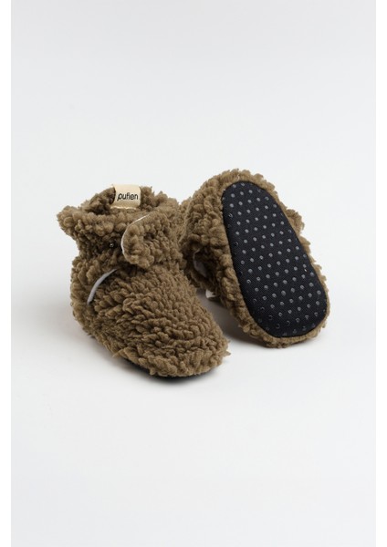 Kaydırmaz Tabanlı Bebek Pandufu – Peluş ve Terletmez Organik Pamuk Astarlı Haki Panduf