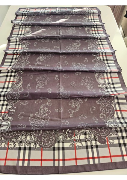 Gri ve Krem Tonlarında Desenli Soft Şal