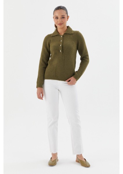 Yumuşak Dokulu Düğmeli Triko Kazak Hakı fırsatları