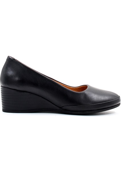 Deri Kadın Dolgu Topuk Ayakkabı 411ZA291