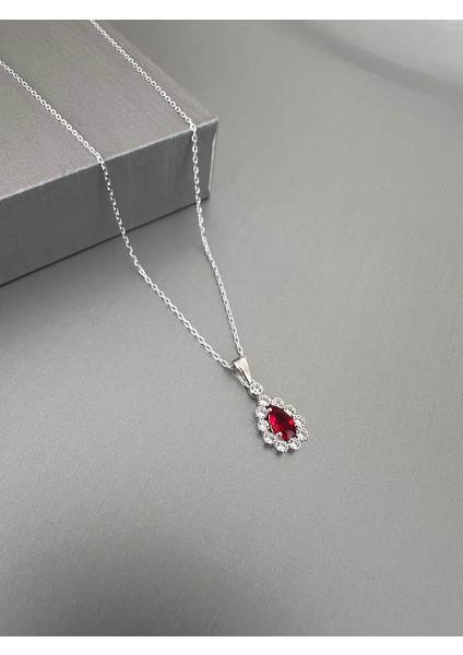 Gümüş Damla Yakut Taşlı Zirkon Kolye fırsatları
