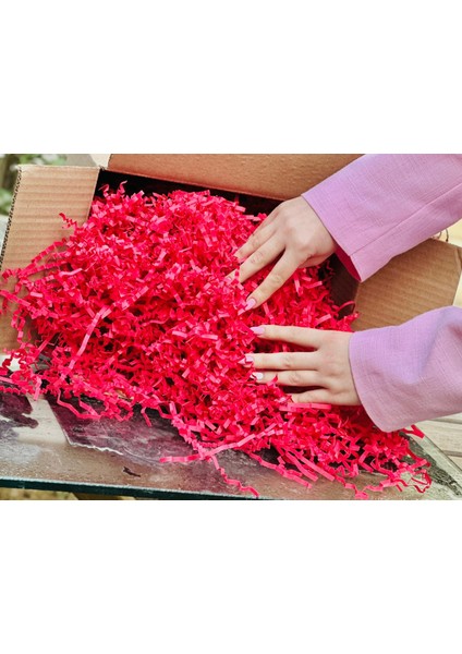 Kırmızı Kırpık Kağıt 1 kg | Z Zigzag Kutu Dolgu ve Süsleme Kağıdı | Hediye Kutusu Için