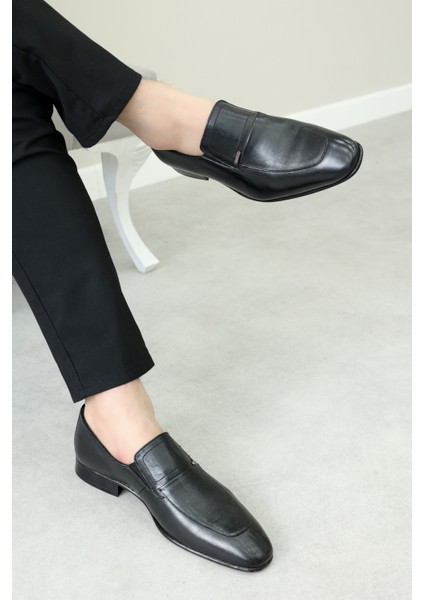Erkek Klasik Ayakkabı Deri Malzeme Kısa Topuklu Şık ve Rahat