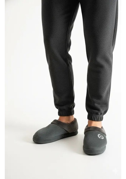 Nordik Erkek Panduf Bohça Fitilli Kadife Kumaş Nakışlı Rahat Yumuşak Taban Kürklü Ev Içi Ayakkabı modelleri