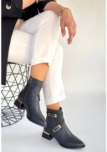 Inay Siyah Cilt Topuklu Bot