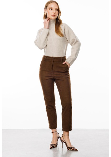 Düğme Detaylı Pantolon-Kahve modelleri