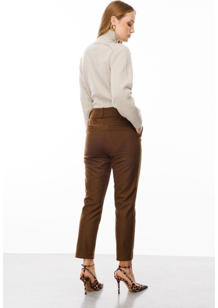 Düğme Detaylı Pantolon-Kahve