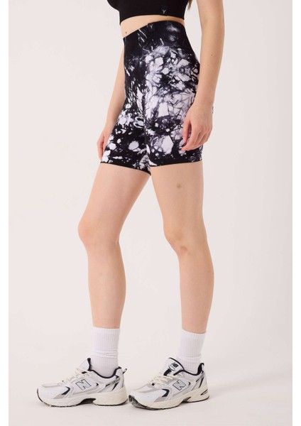 Spor Şort Batik Desenli Dikişsiz Esnek ve Toparlayıcı Push Up Kısa Şort modelleri