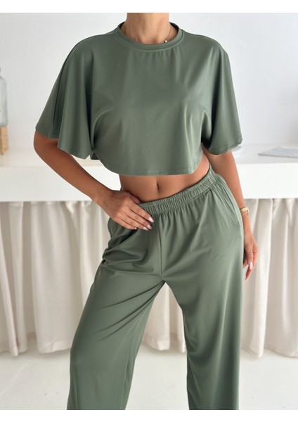 Kadın Iki Parça Salaş Takım – Crop Üst ve Bol Paça Pantolon – Yazlık Rahat Spor Takım fırsatları