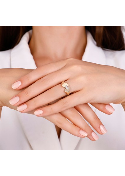 Taşlı Tasarım Altın Yüzük - 14K