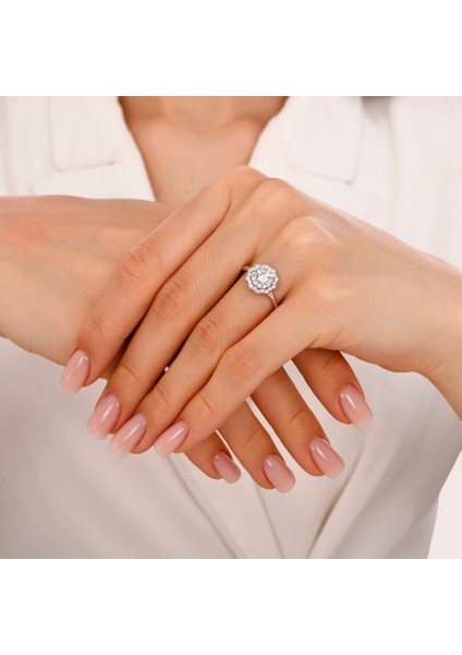 Taşlı Tasarım Altın Yüzük - 14K