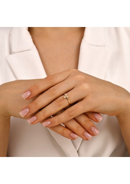 Çiçek Figürlü Altın Yüzük - 14K