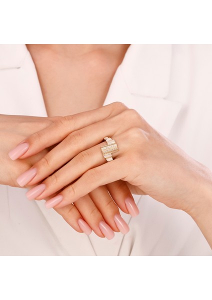 Taşlı Tasarım Altın Yüzük - 14K