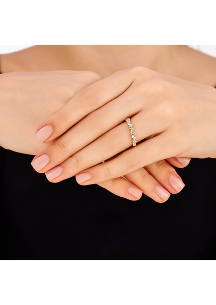 Taşlı Tasarım Altın Yüzük - 14K