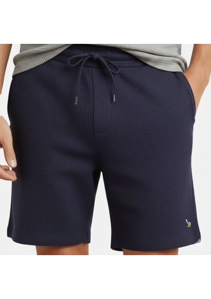 Kare Dokulu Şort fırsatları