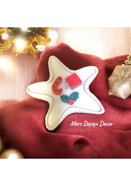 El Yapımı Dekoratif Yıldız Tabakta Yılbaşı Temalı Kokinalı %100 Doğal Vegan Soya Wax Mum