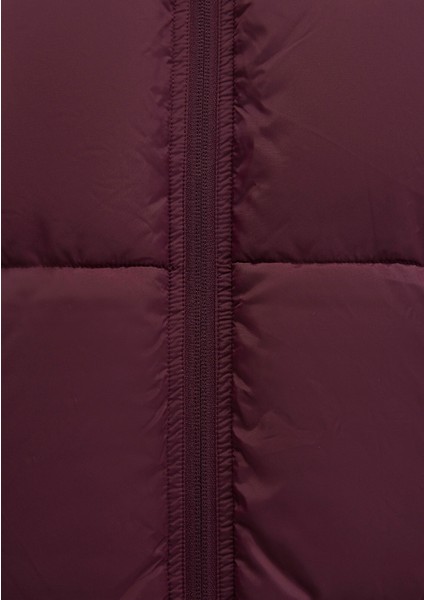 Su Itici Kapüşonlu Bordo Şişme Mont 1110199-70434