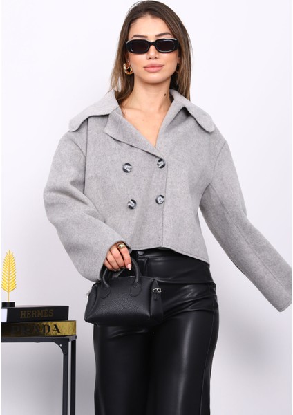 Gri Kısa Düğmeli Kaşe Ceket