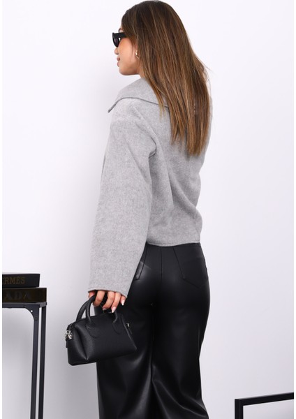 Gri Kısa Düğmeli Kaşe Ceket fırsatları