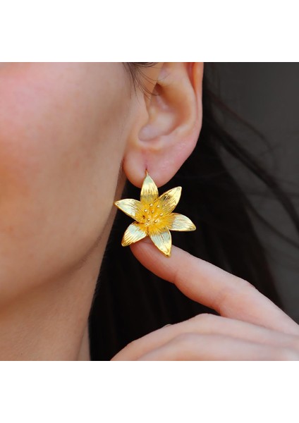 Menekşe Çiçeği Gold Gümüş Küpe