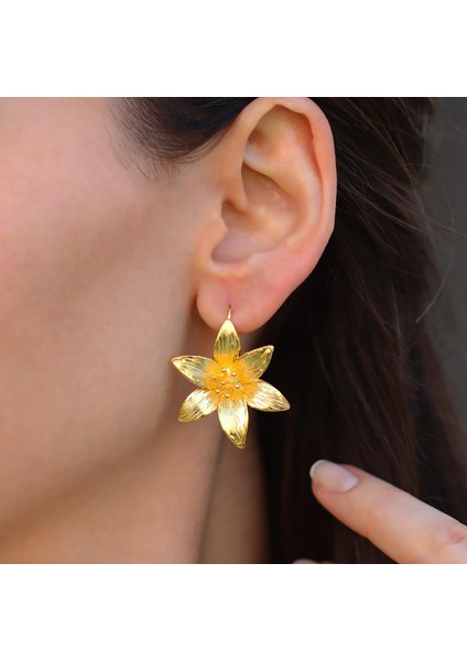 Menekşe Çiçeği Gold Gümüş Küpe modelleri